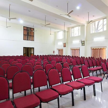 ホテル Sree Gokulam Sabari Chavakkad エクステリア 写真